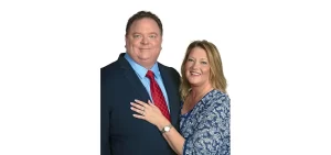 Money Pages Franchise Owners: Brian and Ramona Long posing.